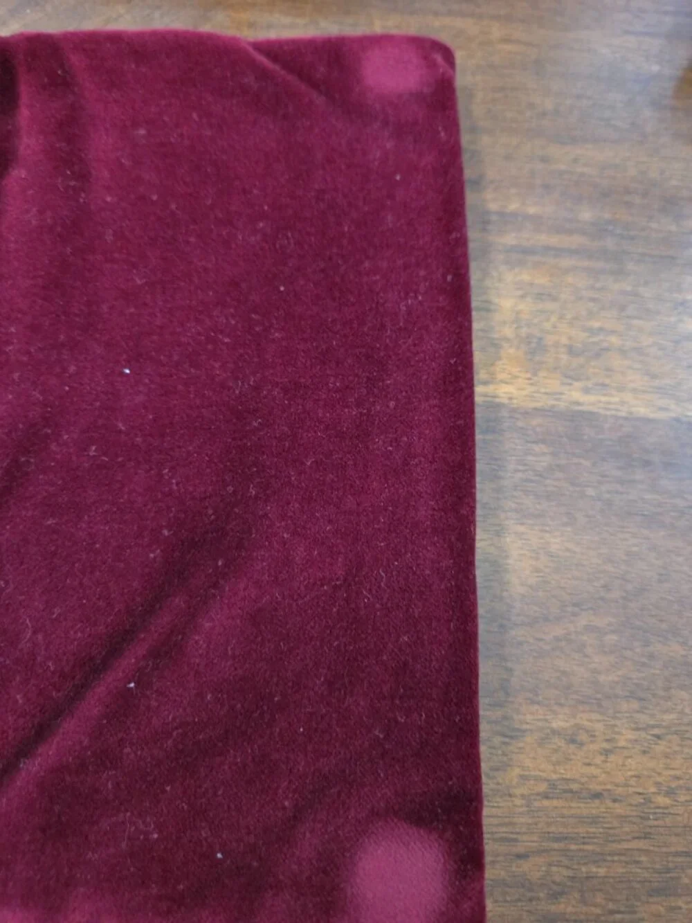 Gucci Hollywood Forever Collection Burgundy Velvet Satin Pouch Dust Bag